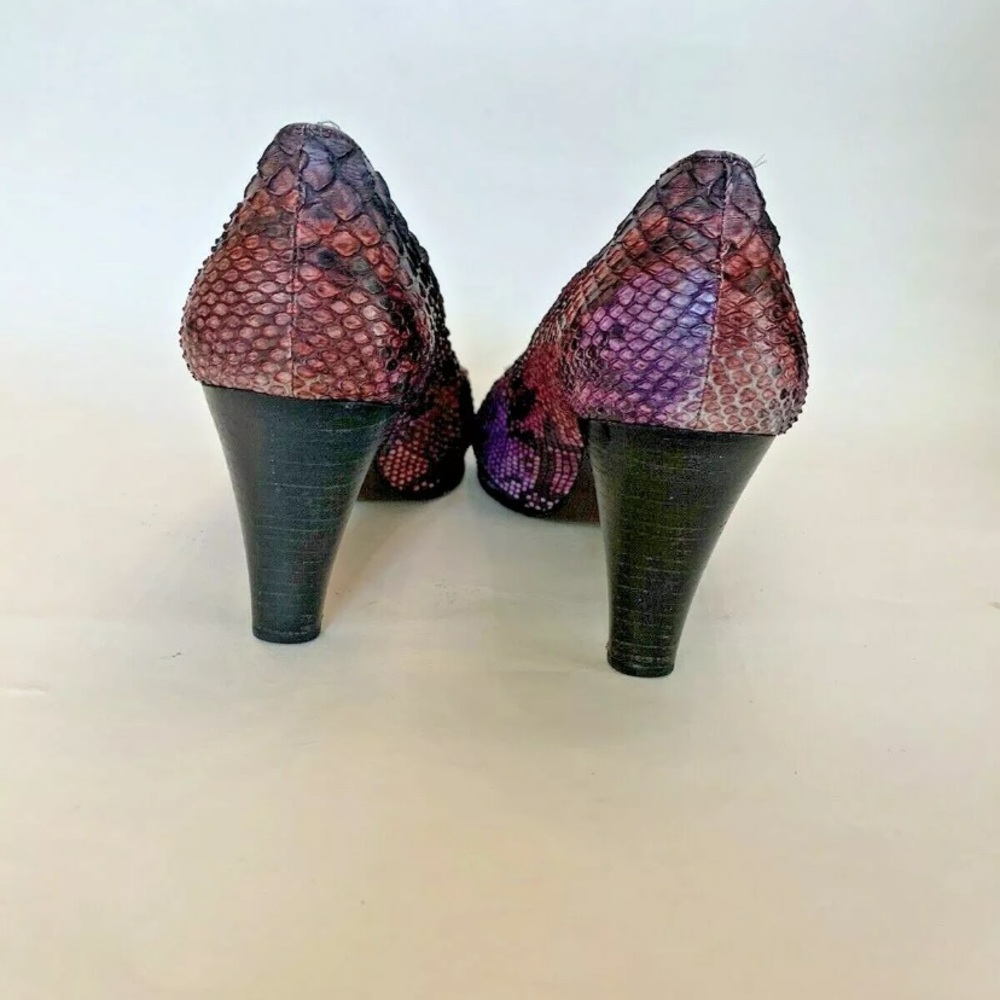 Stuart Weitzman Purple Pink Python Snakeskin Heel… - image 5